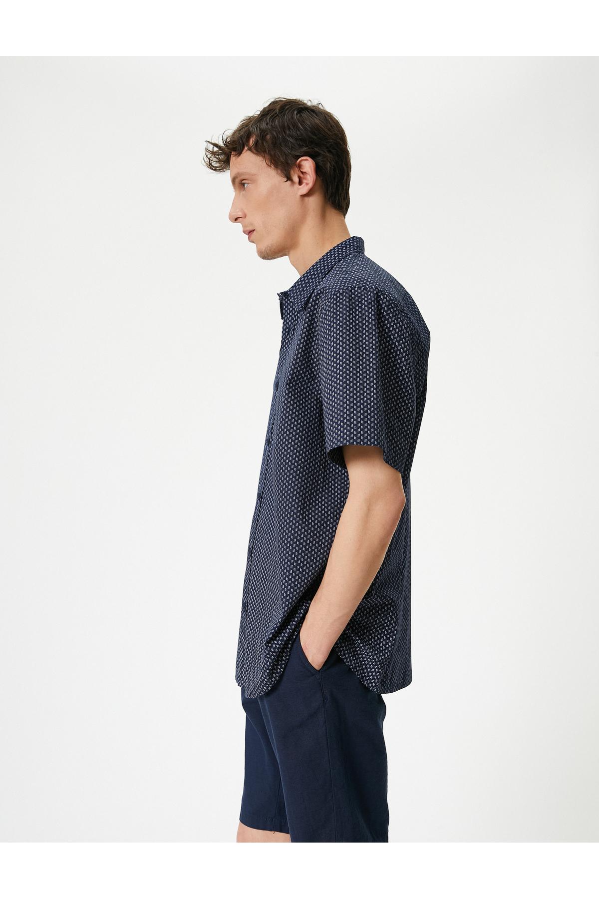 پیراهن آستین کوتاه طرح دار مینیمال یقه کلاسیک نخی